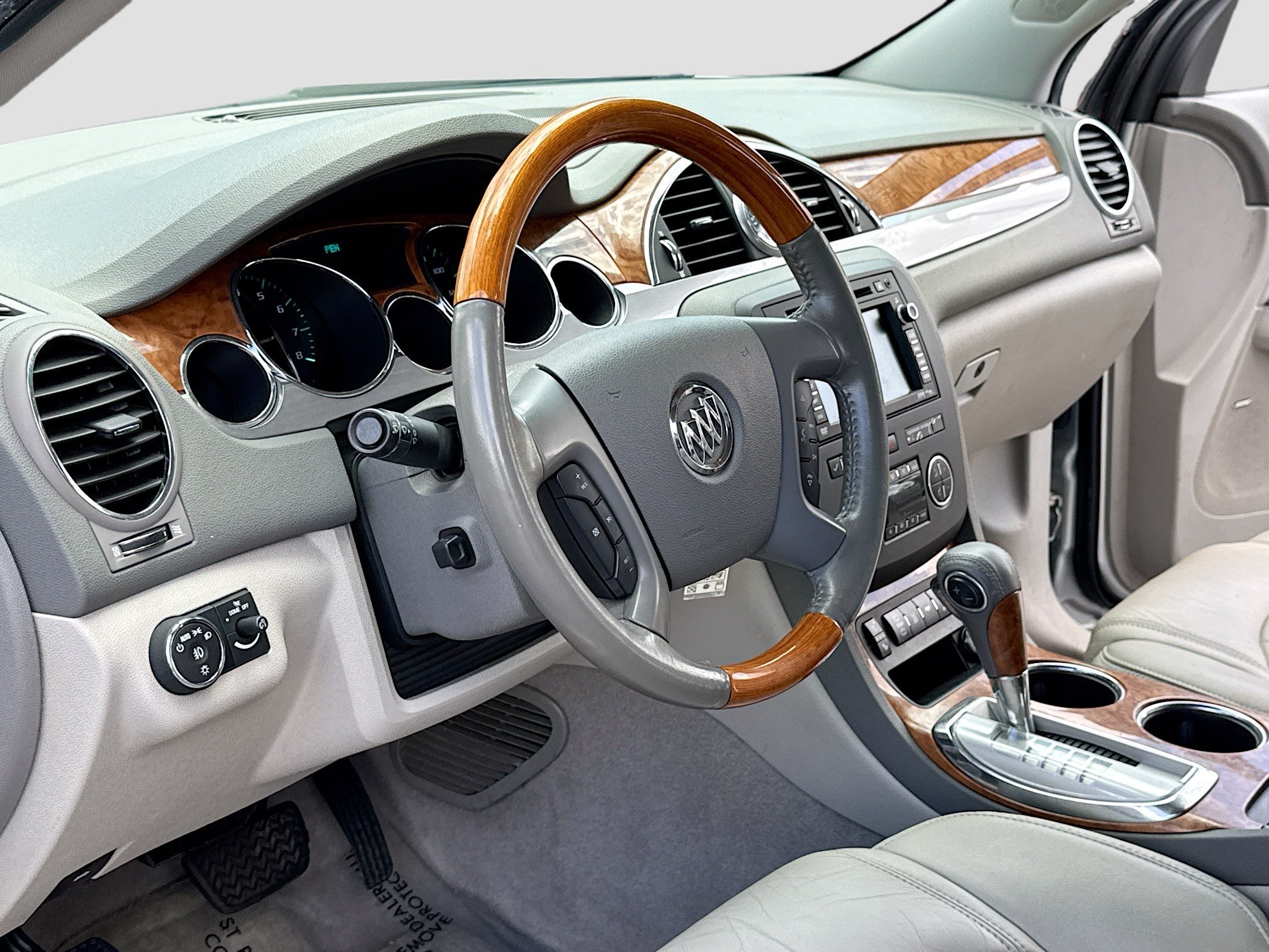 Used 2012 Buick Enclave Premium w/ Trailering Provision Package AWD/4WD image 4