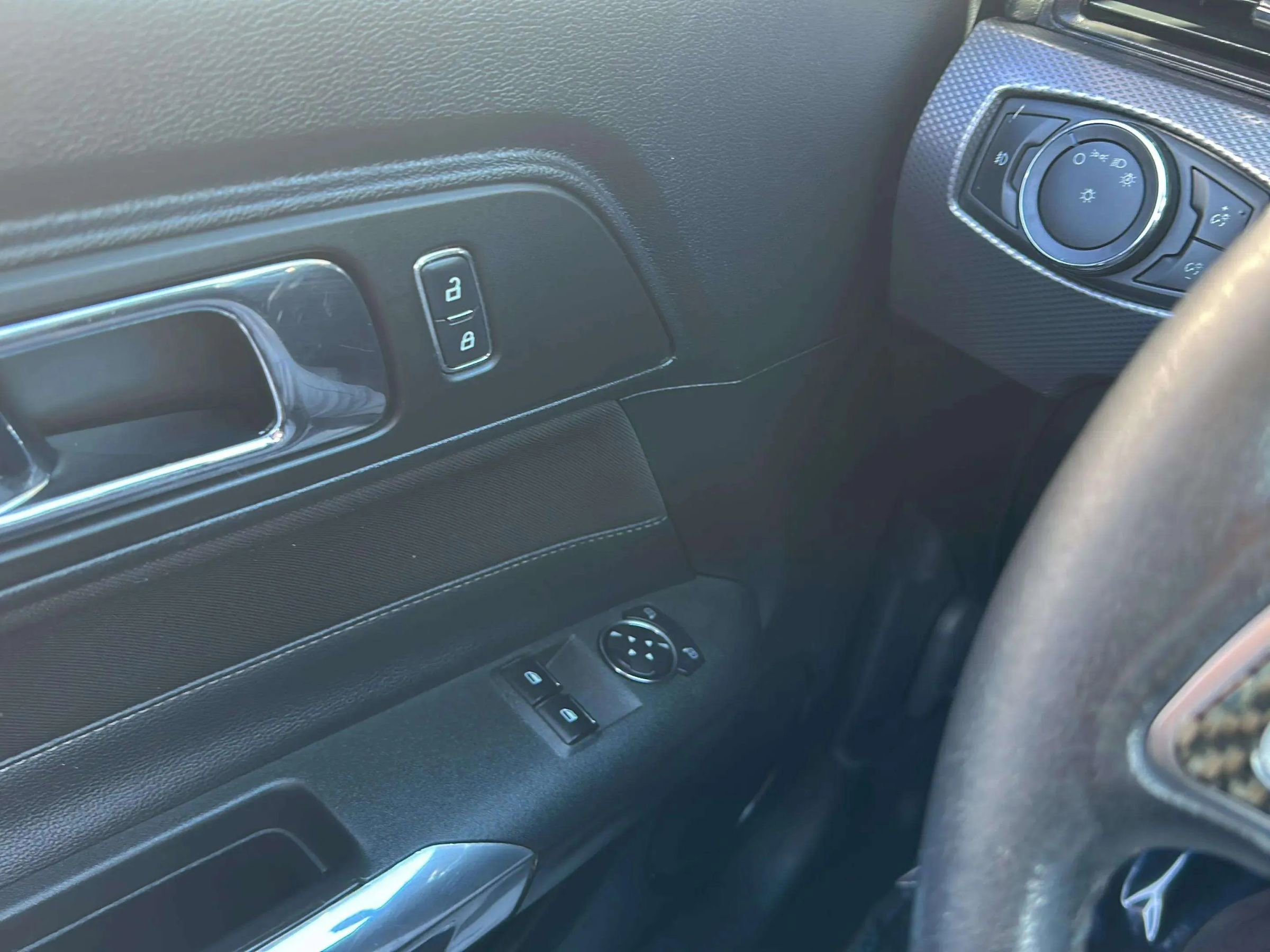 Used 2016 Ford Mustang GT image 26