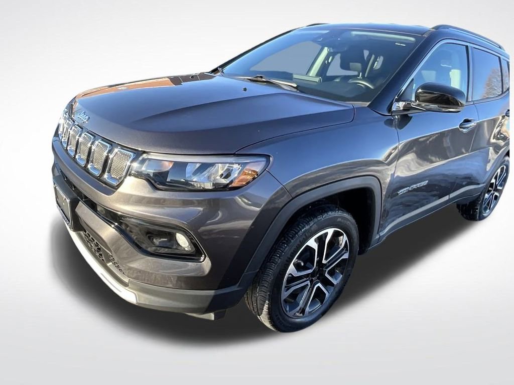 Used 2022 Jeep Compass Limited image 24