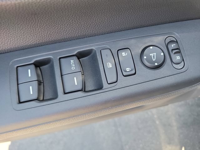 Certified 2025 Honda CR-V LX image 19