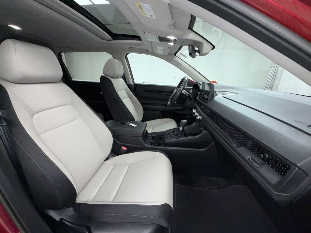 Used 2025 Honda CR-V EX image 13