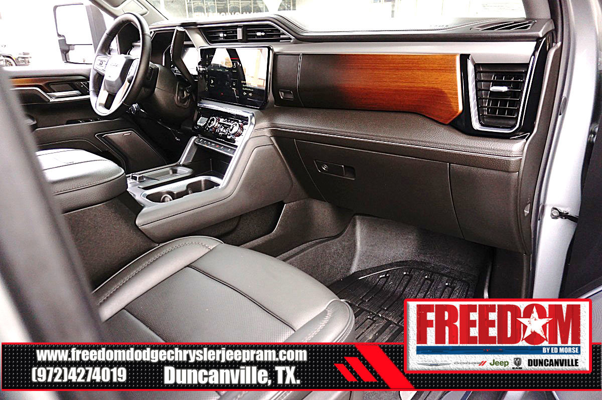 Used 2025 GMC Sierra 2500 Denali w/ Denali Reserve Package image 12