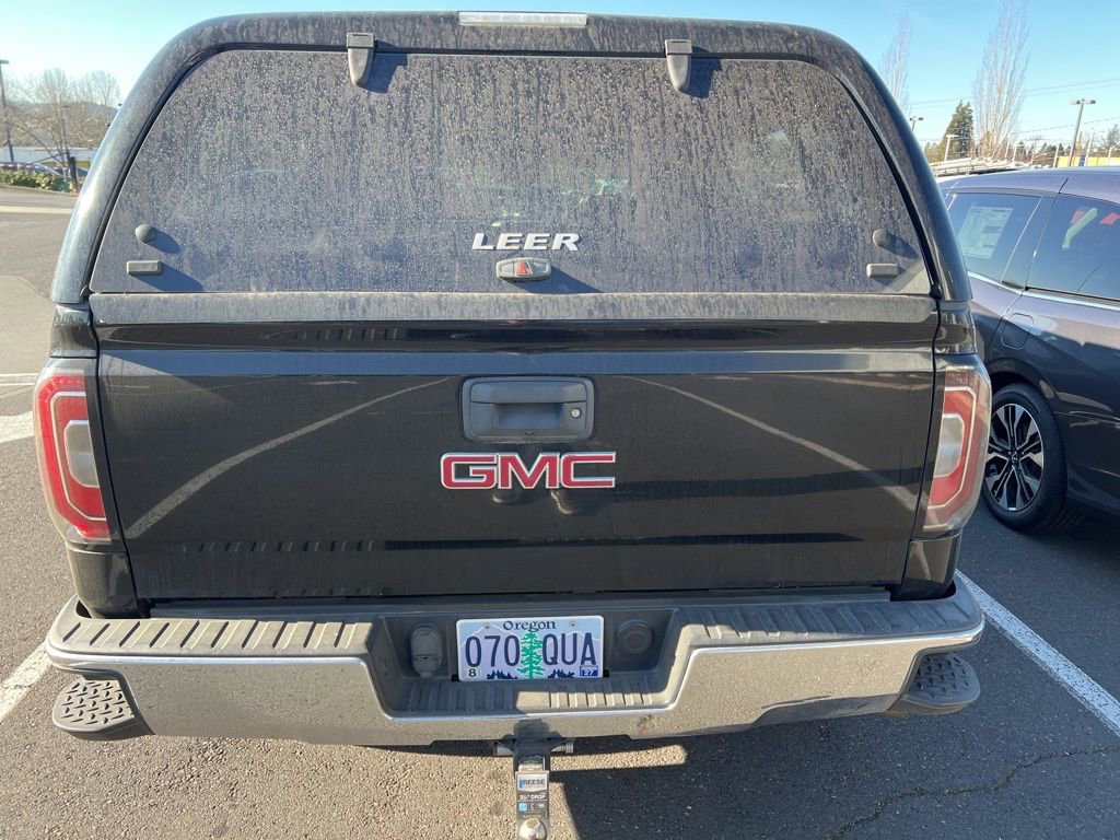 Used 2017 GMC Sierra 1500 SLT w/ SLT Premium Package image 5