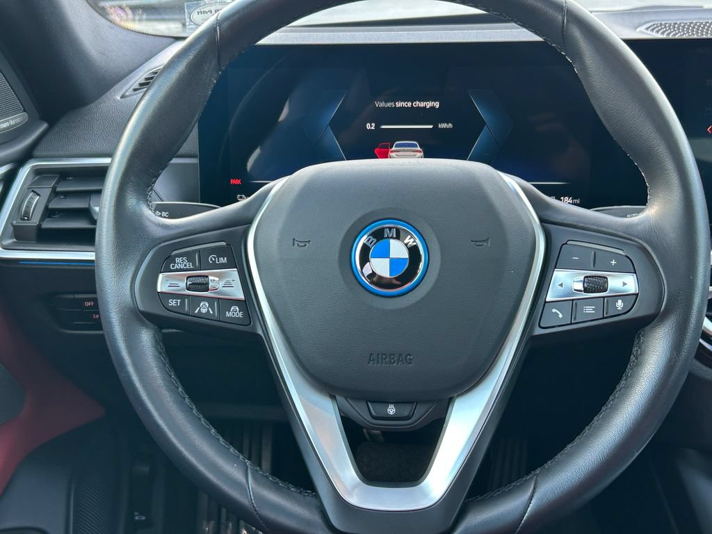 Used 2023 BMW i4 eDrive35 RWD image 18
