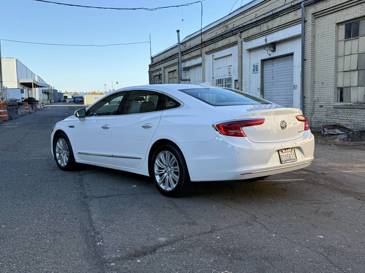 Used 2019 Buick LaCrosse Essence image 7