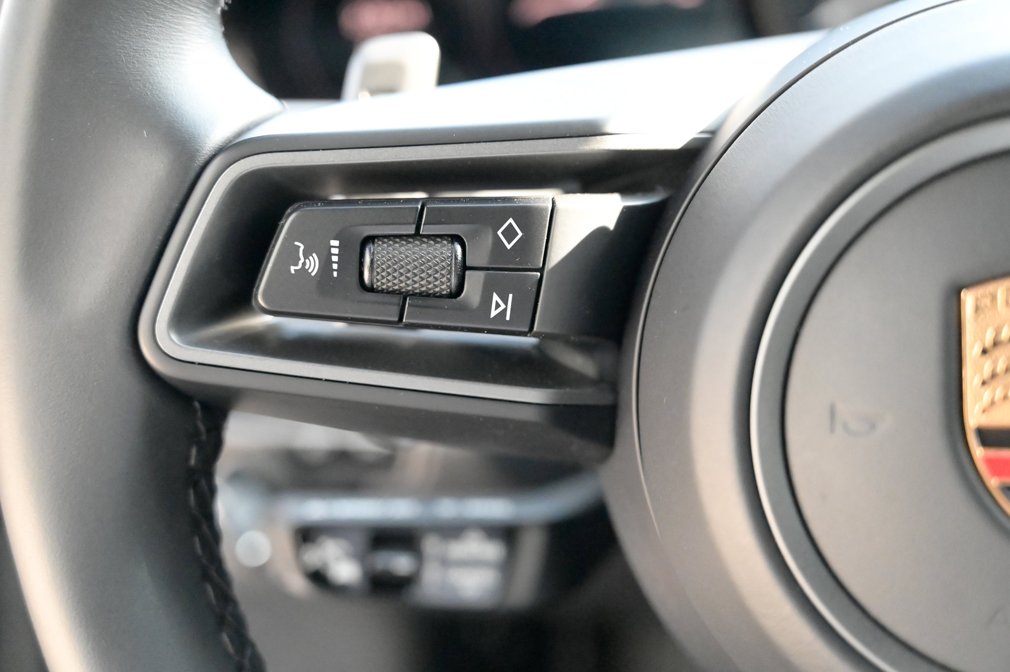 Used 2020 Porsche 911 Carrera S image 24