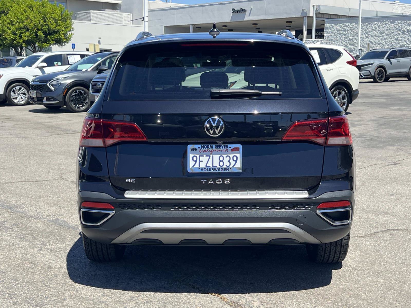 Certified 2023 Volkswagen Taos SE w/ Panoramic Sunroof Package FWD image 25