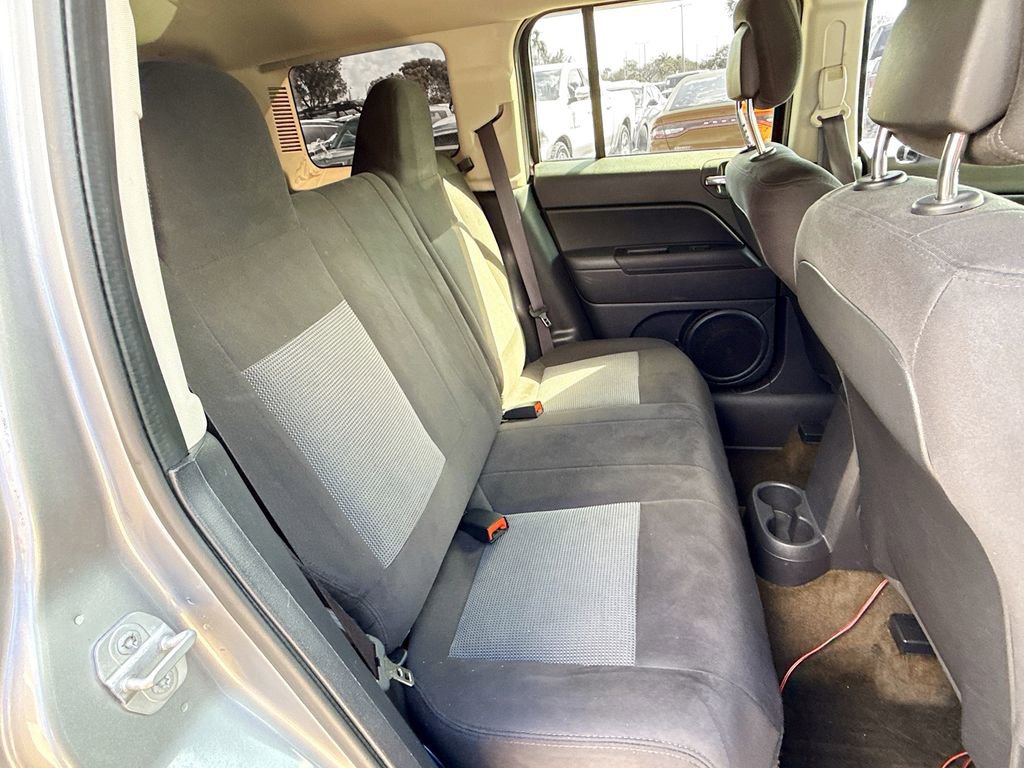 Used 2017 Jeep Patriot Latitude image 30