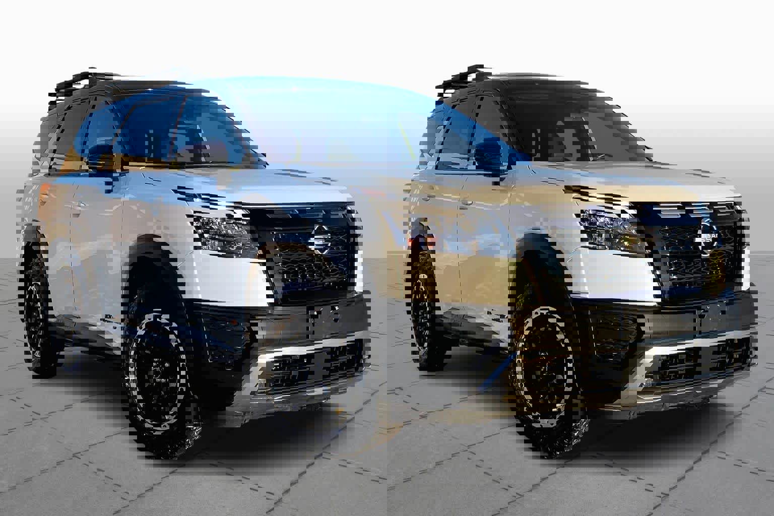 Used 2023 Nissan Pathfinder Rock Creek image 3