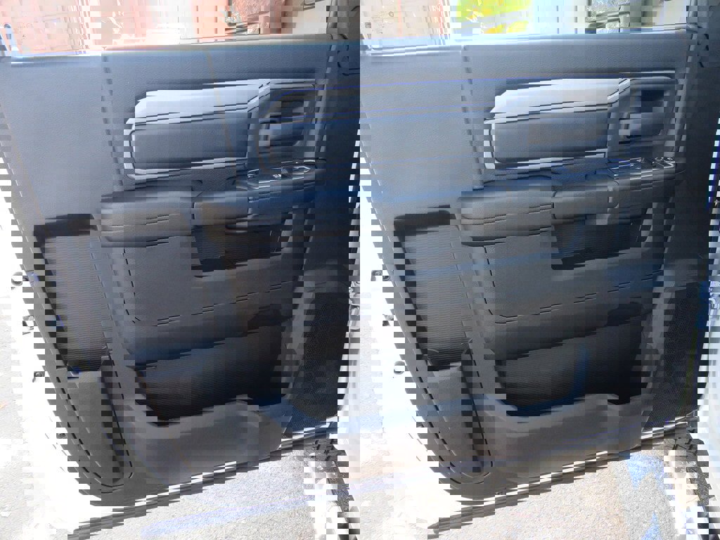 New 2024 RAM 3500 Tradesman image 18