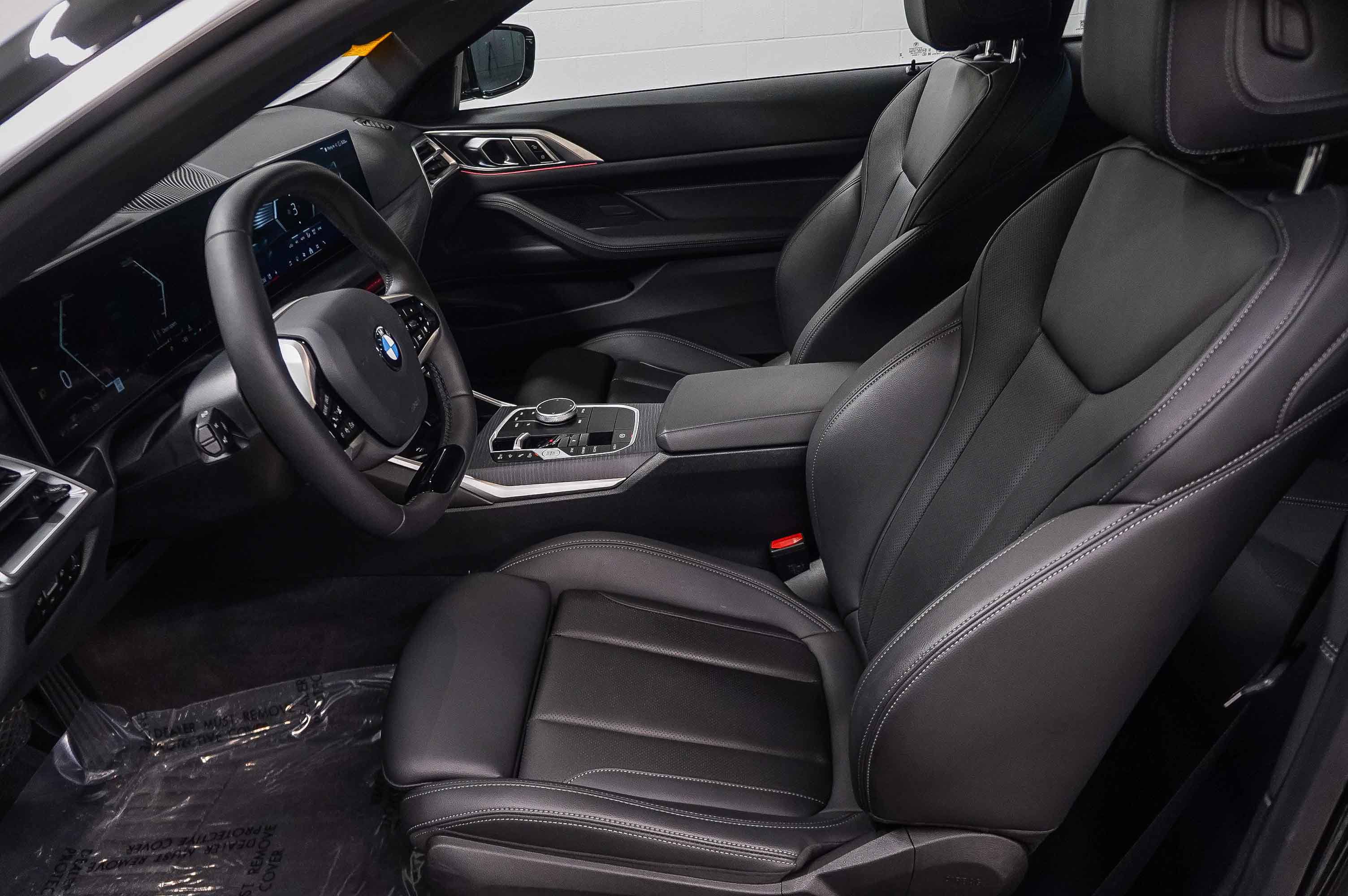 Used 2025 BMW 430i Coupe w/ Convenience Package image 19