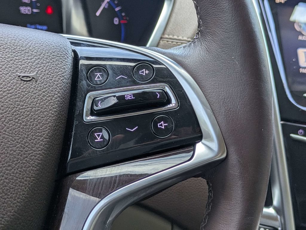 Used 2015 Cadillac SRX Luxury w/ Driver Awareness Package FWD image 30