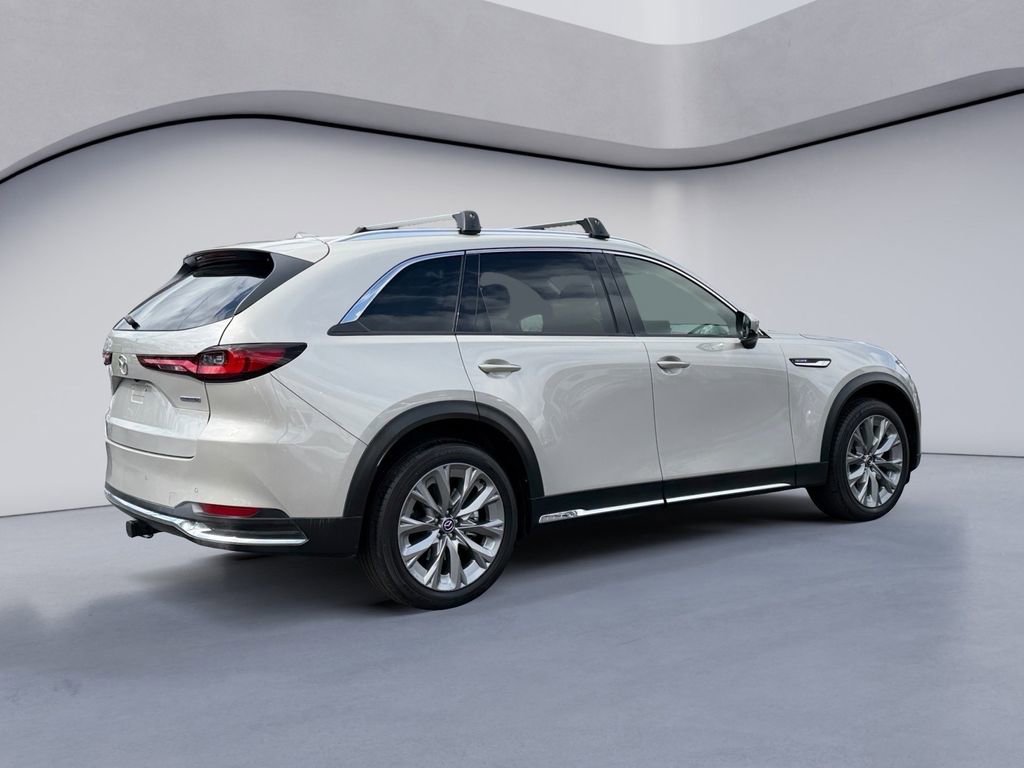 Used 2025 MAZDA CX-90 3.3 Turbo w/ Premium Plus Pkg image 5