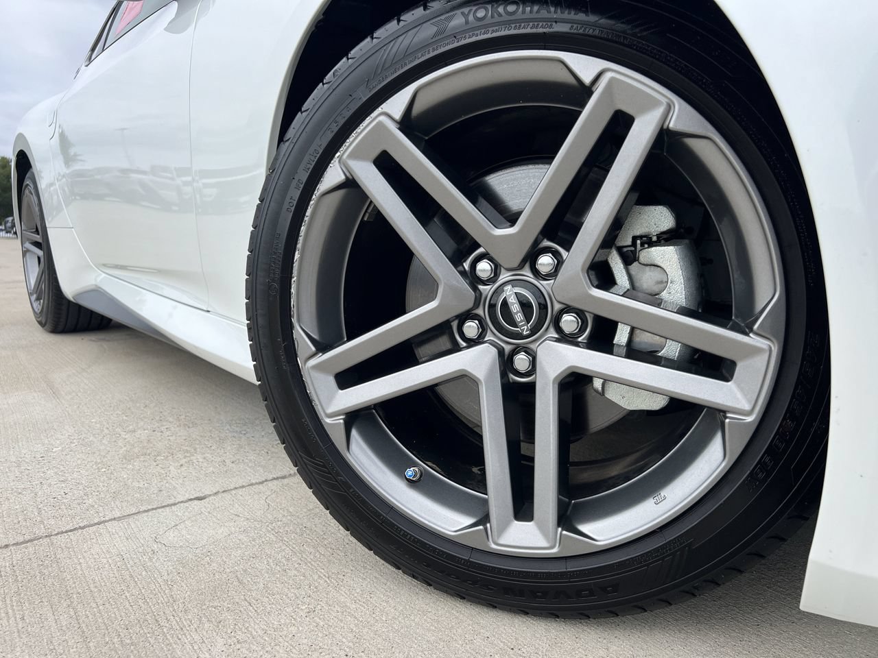 Used 2024 Nissan Z Sport w/ Floor Mat Package RWD image 5