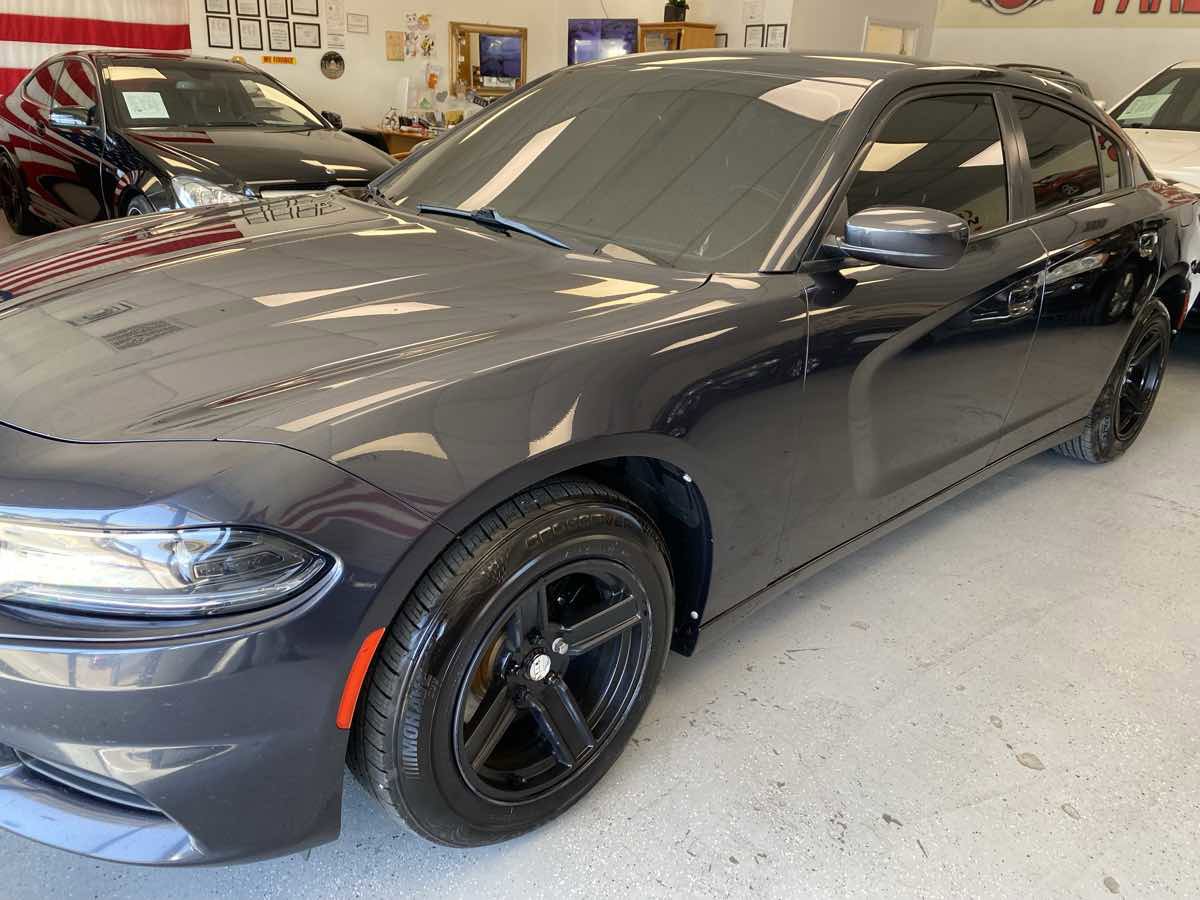 Used 2019 Dodge Charger SXT image 4