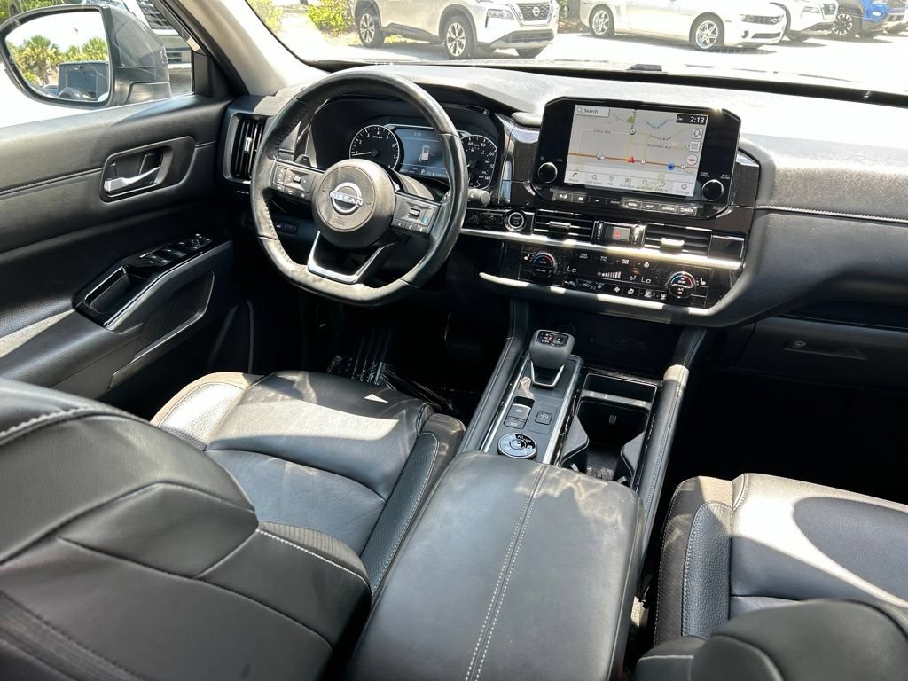 Certified 2024 Nissan Pathfinder SL AWD/4WD image 11