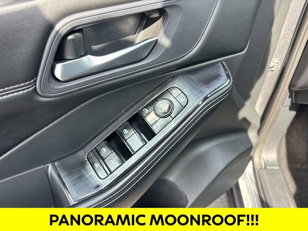Used 2023 Nissan Rogue SV w/ SV Premium Package AWD/4WD image 17