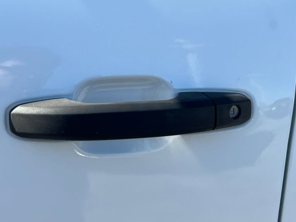 Used 2020 Chevrolet Silverado 3500 W/T image 31