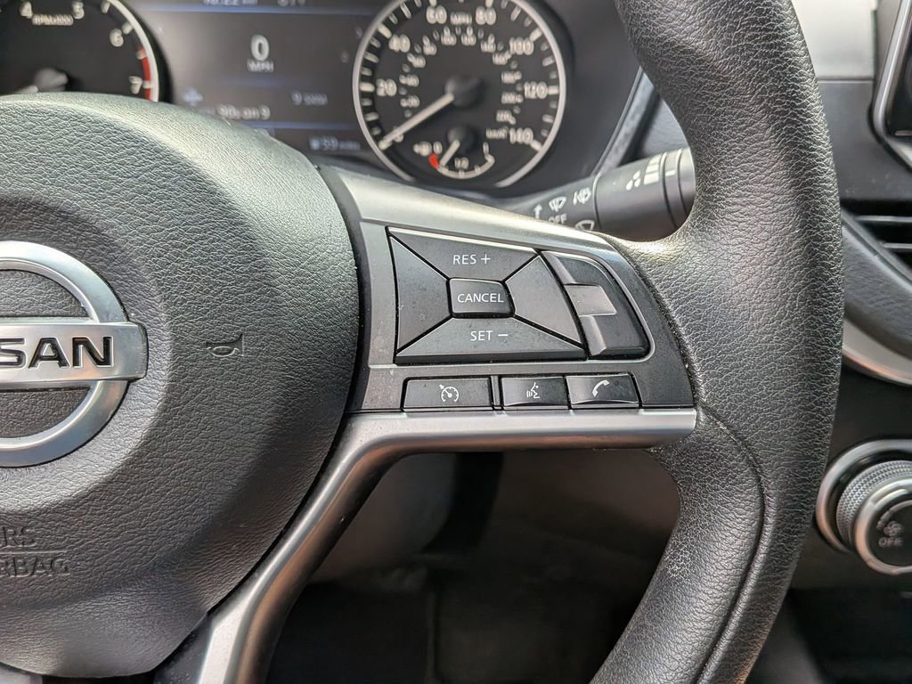 Used 2022 Nissan Altima 2.5 SV FWD image 19