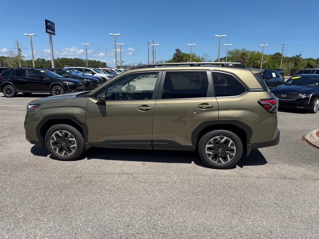 Used 2025 Subaru Forester Premium w/ Protection Package image 12