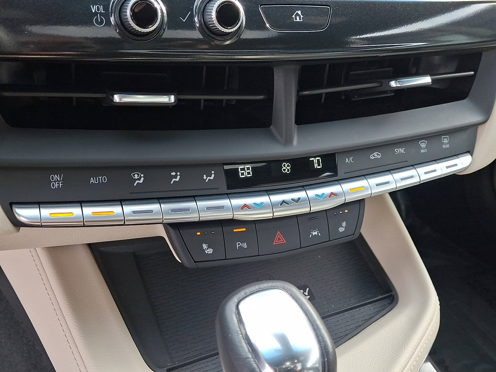 Used 2024 Cadillac CT4 Luxury w/ Sun And Sound Package image 16