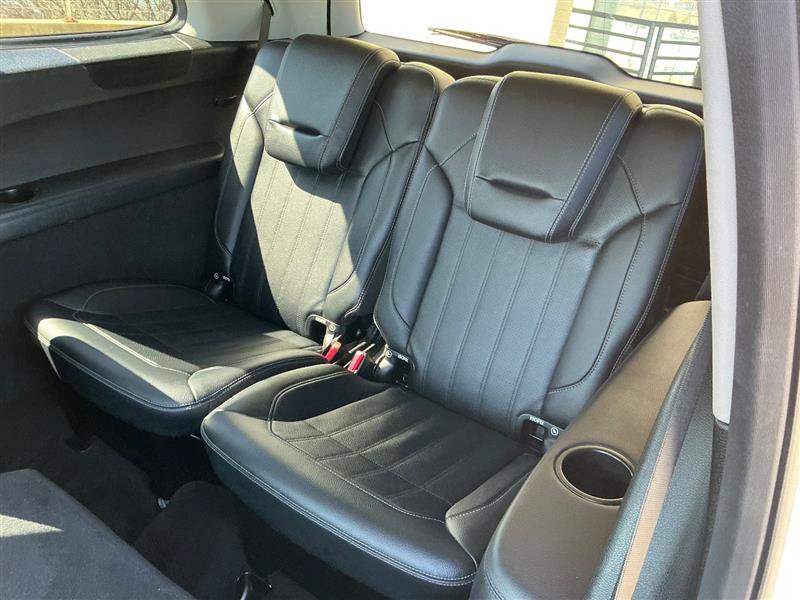 Used 2016 Mercedes-Benz GL 450 4MATIC image 33