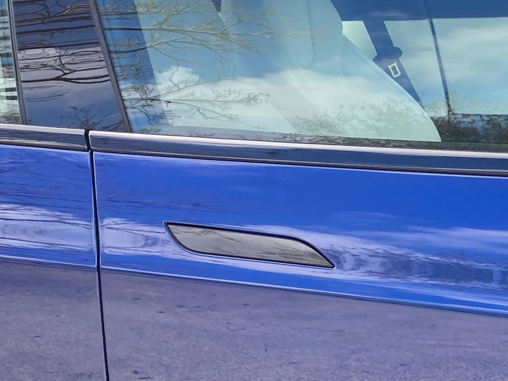 Used 2022 Tesla Model S image 13