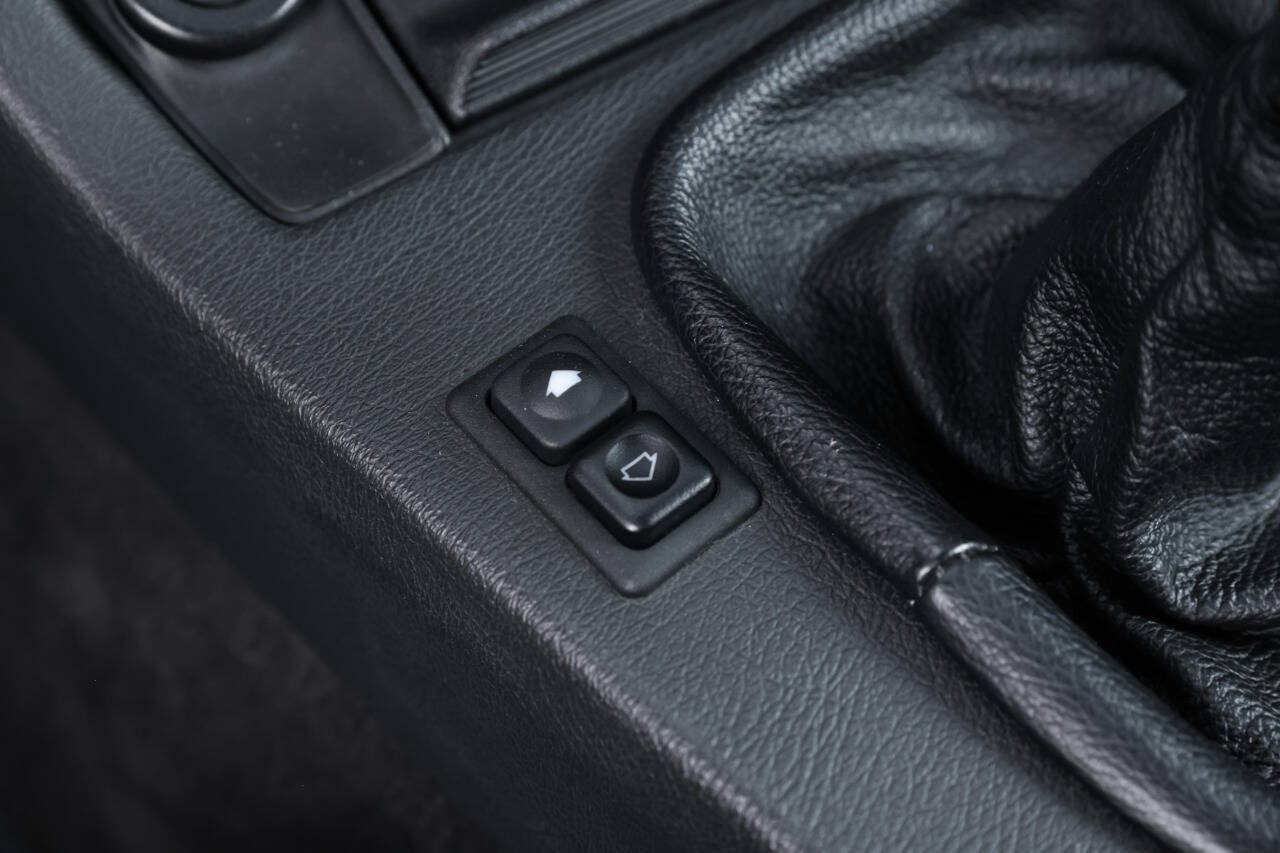 Used 1988 BMW M3 Coupe image 50