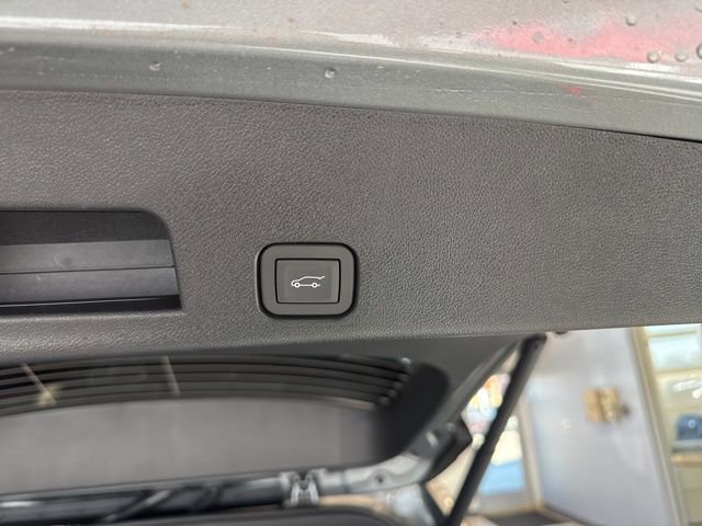 New 2026 Chevrolet Traverse LT w/ Sun and Wheel Package image 31