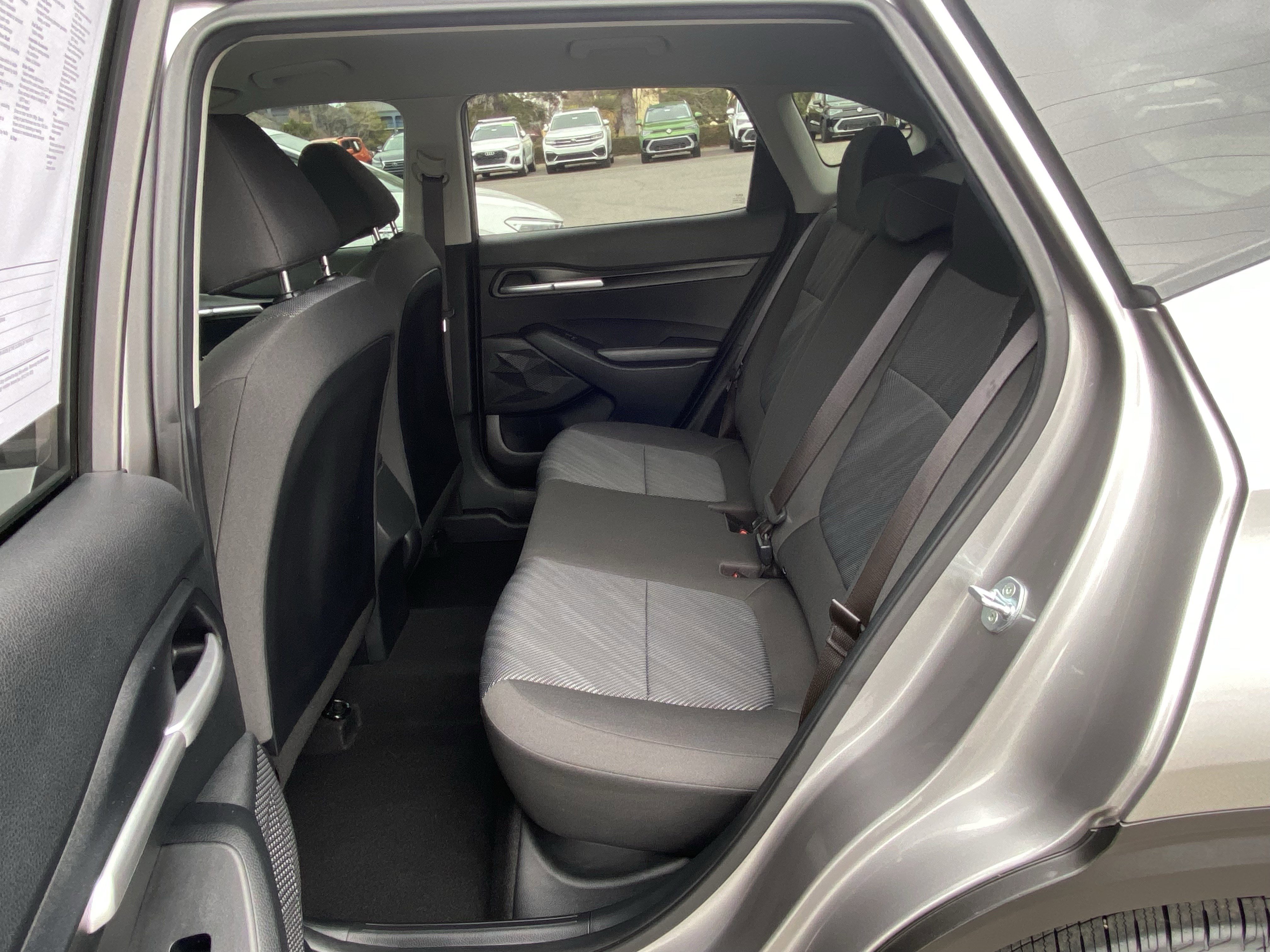 Used 2022 Kia Seltos LX image 33