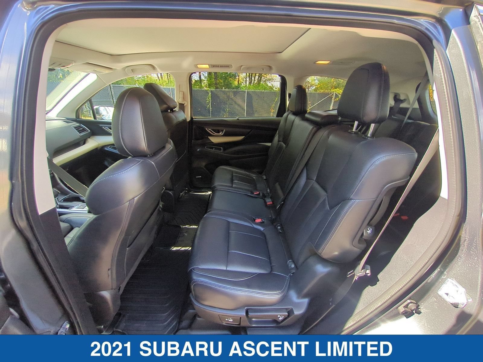 Used 2021 Subaru Ascent Limited w/ Technology Package AWD/4WD image 32
