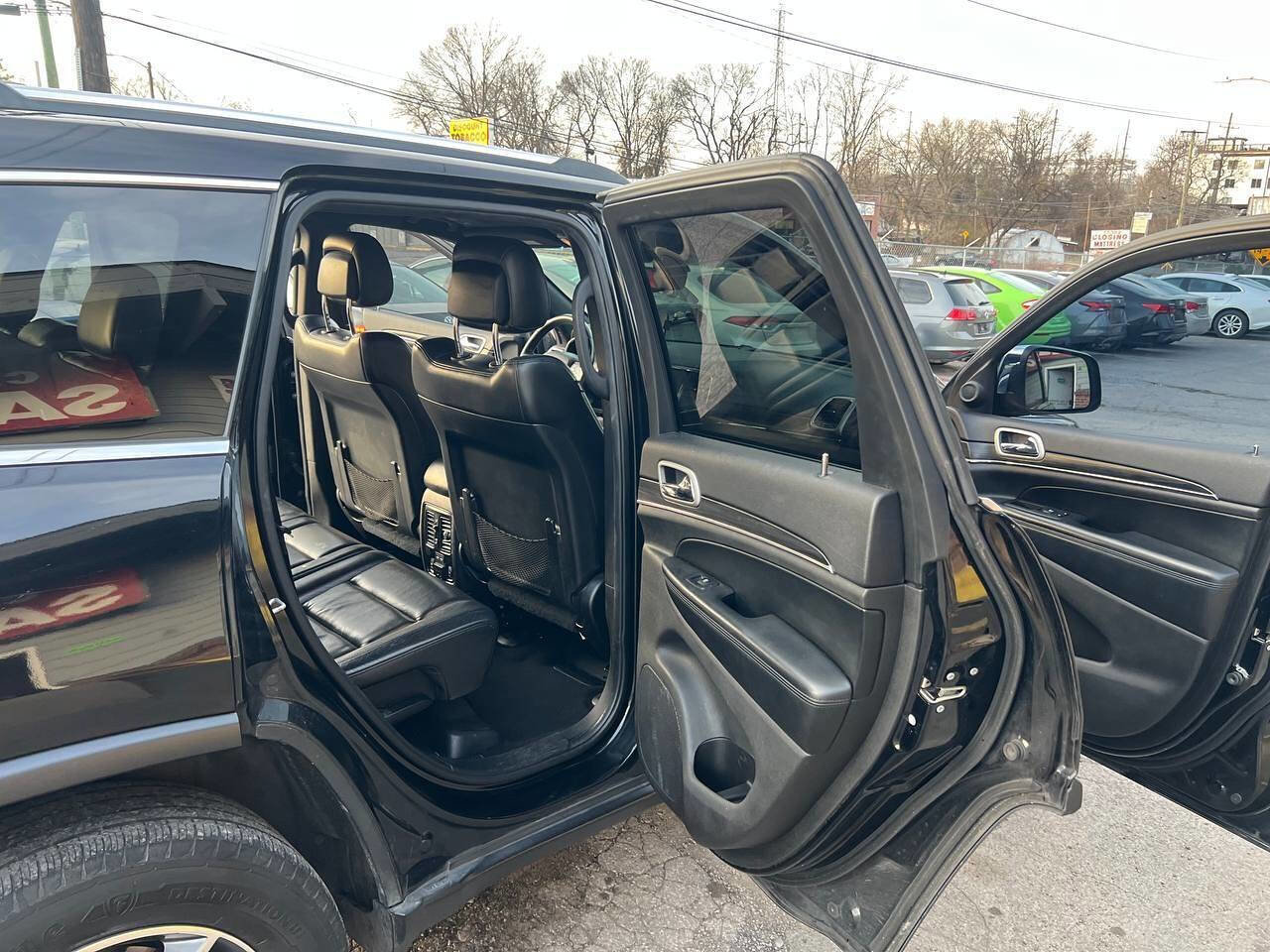 Used 2020 Jeep Grand Cherokee Limited w/ Luxury Group II image 15