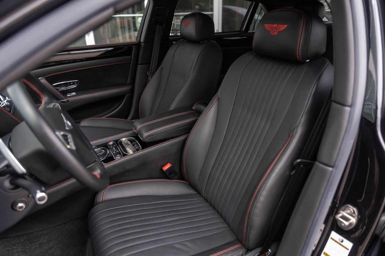 Used 2018 Bentley Flying Spur S V8 AWD/4WD image 16