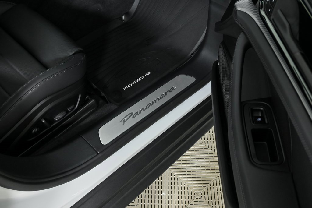 New 2025 Porsche Panamera image 26