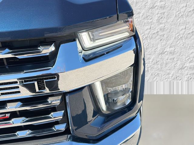 Used 2022 Chevrolet Silverado 2500 LTZ w/ LTZ Premium Package AWD/4WD image 8