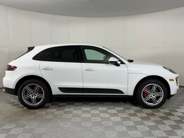Used 2018 Porsche Macan AWD/4WD image 9