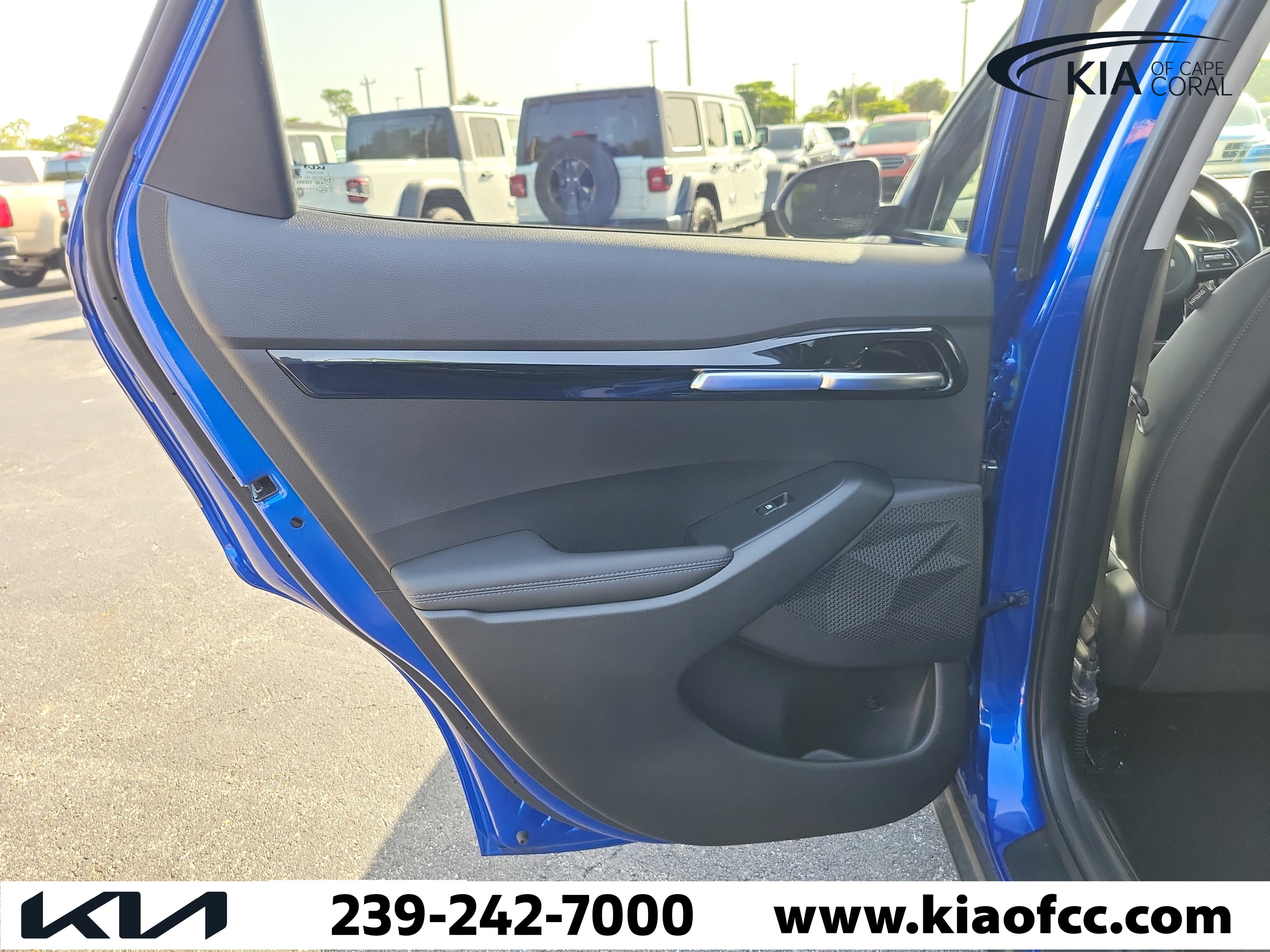Certified 2023 Kia Seltos S FWD image 13