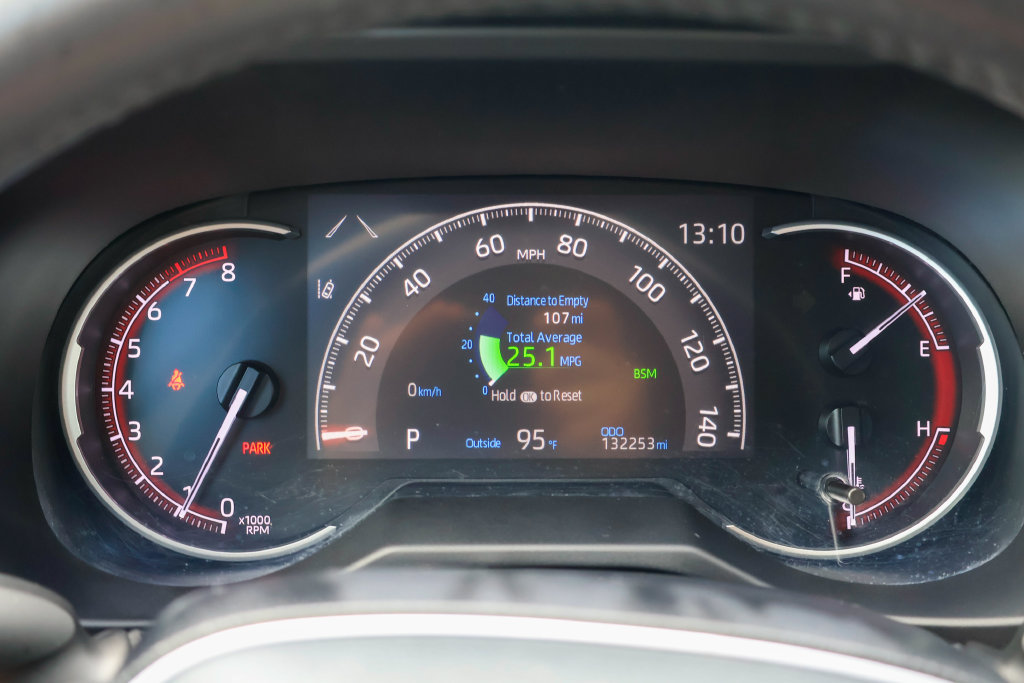 Used 2023 Toyota RAV4 Adventure AWD/4WD image 13