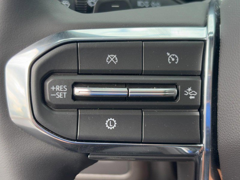 New 2026 GMC Yukon Denali w/ Sun & Power Step Package image 39