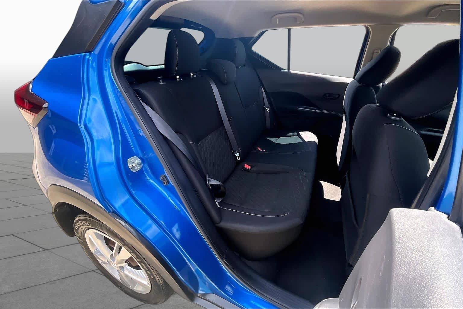 Used 2022 Nissan Kicks S FWD image 21