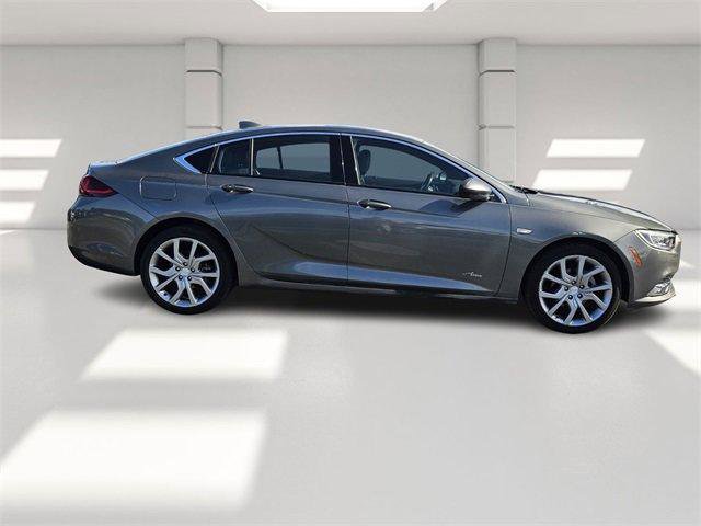 Used 2019 Buick Regal Avenir w/ Driver Confidence Package II image 6
