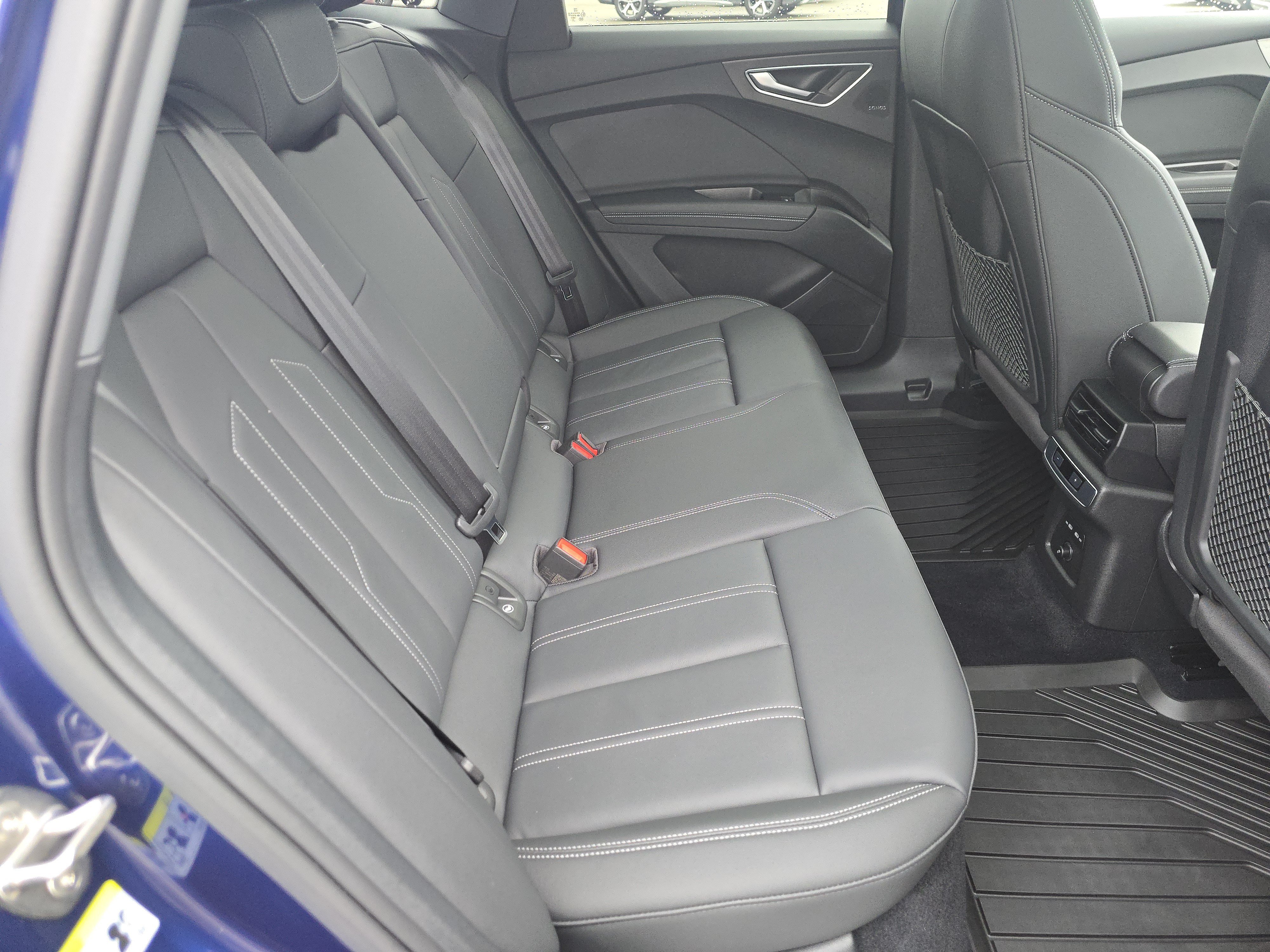 Certified 2023 Audi Q4 e-tron Prestige w/ Black Optic Package AWD/4WD image 18