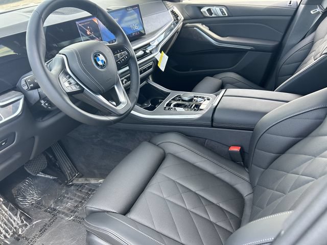 Used 2026 BMW X5 xDrive50e AWD/4WD image 18