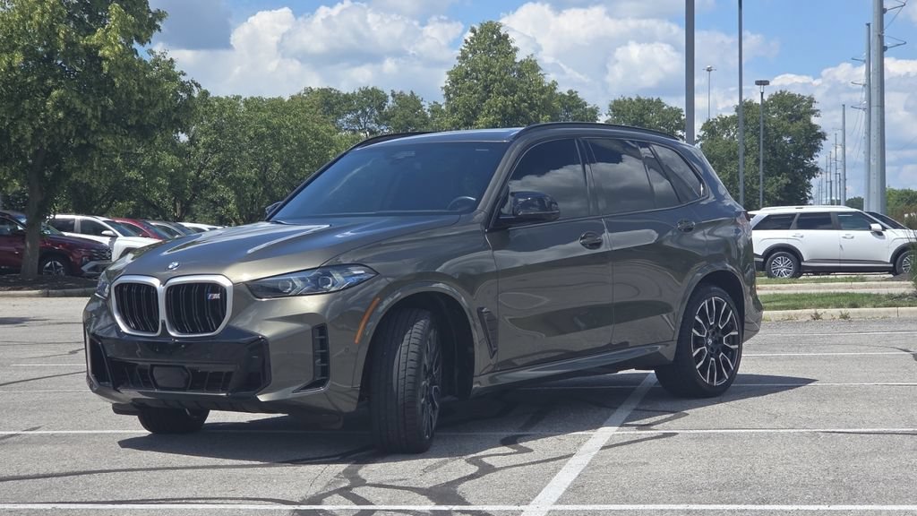 Used 2025 BMW X5 M60i AWD/4WD image 4