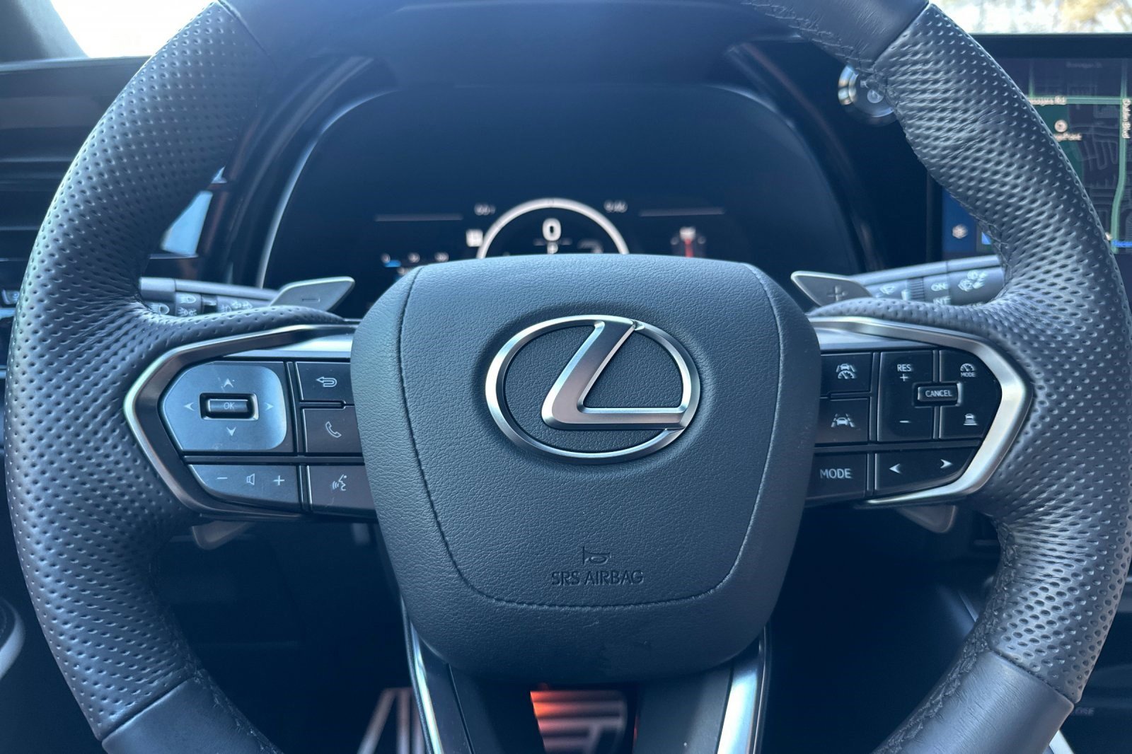 Used 2025 Lexus TX 500h 500h F SPORT Premium w/ Technology Package image 32