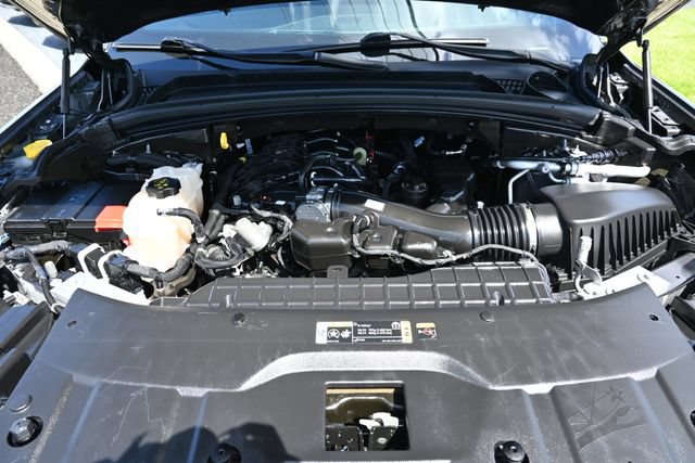 Used 2022 Jeep Grand Cherokee L Laredo AWD/4WD image 15