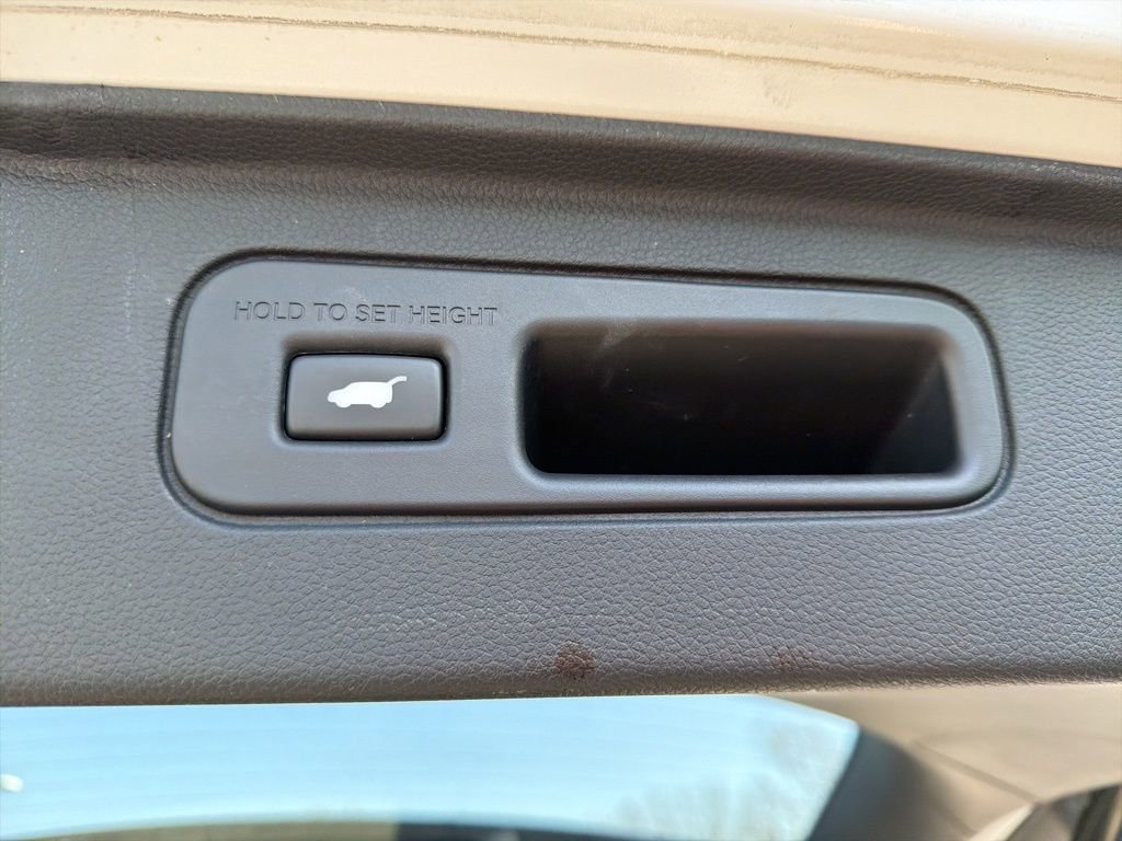 Certified 2023 Honda Pilot Elite image 24
