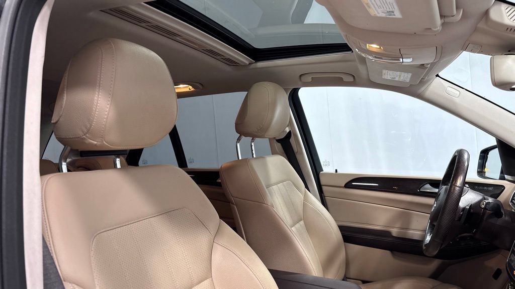 Used 2018 Mercedes-Benz GLE 350 4MATIC image 19