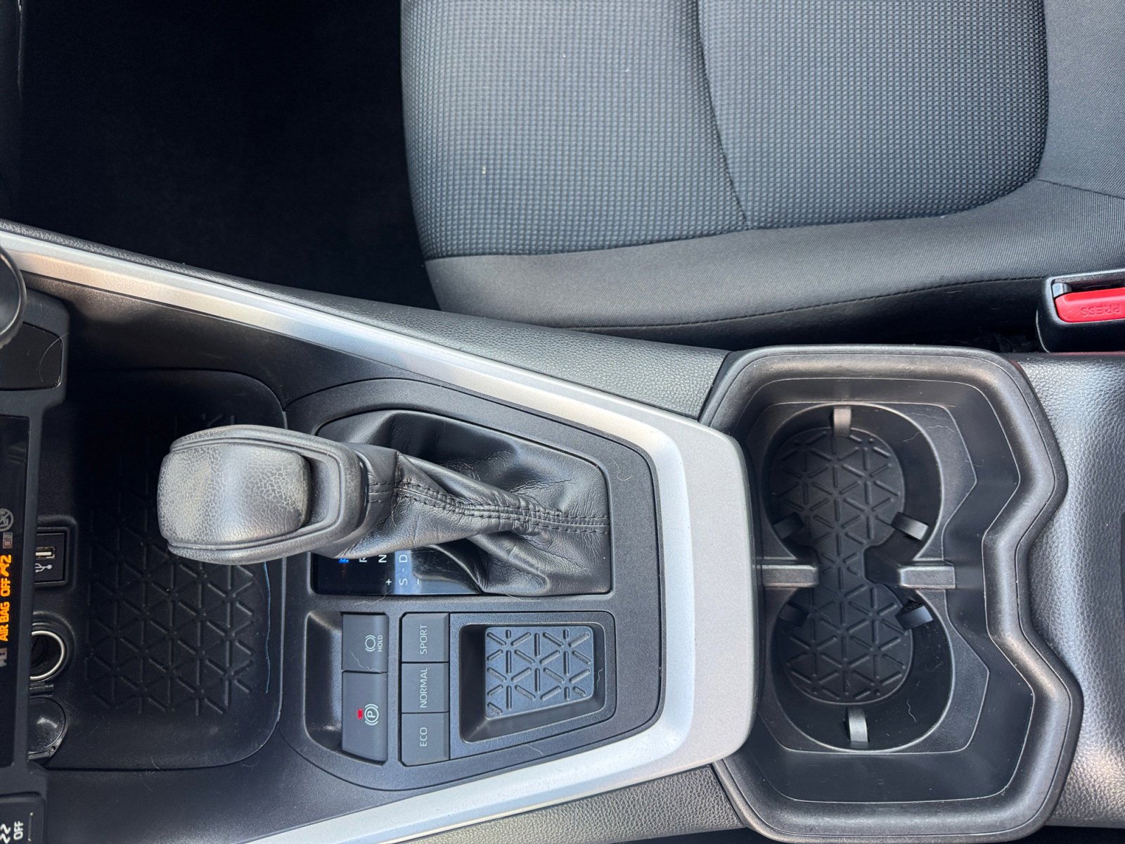 Certified 2023 Toyota RAV4 LE image 15