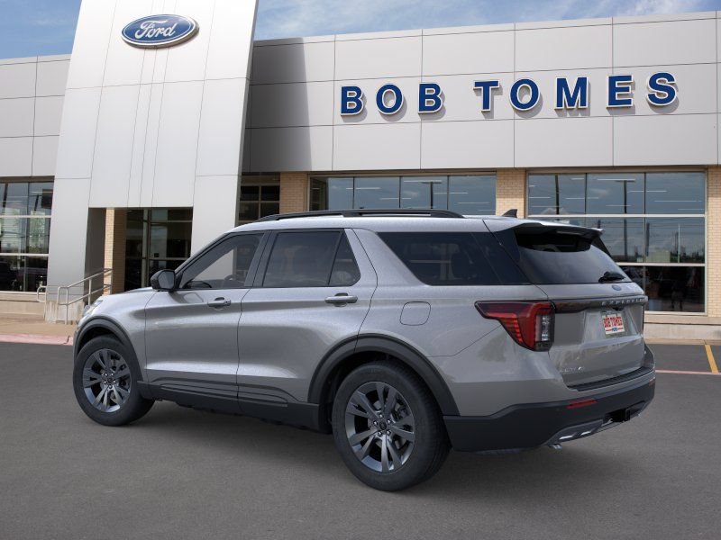 New 2026 Ford Explorer Active w/ Active Comfort Package AWD/4WD image 5